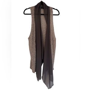 Coin Women’s Sleeveless Cardigan. Size L Color Gray